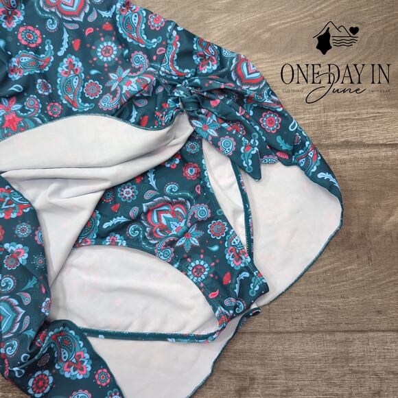 Eomenie Paisley Swimdress One Piece Swimsuit Size S - Picture 7 of 8